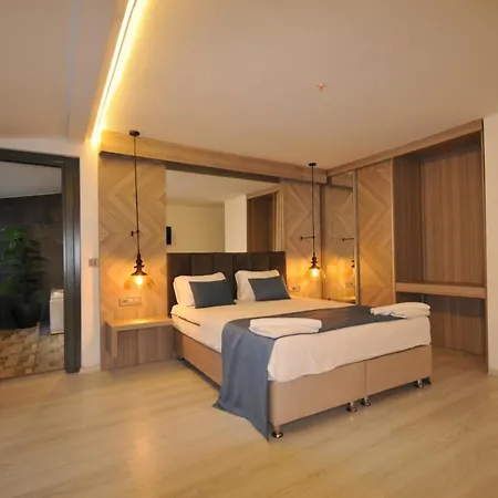 Class Unique Hotel