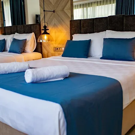 Class Unique Hotel
