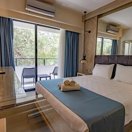 Class Unique Hotel 3*