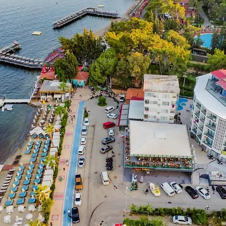 Szálloda Class Unique 4*