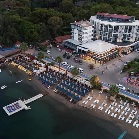 Class Unique Hotel