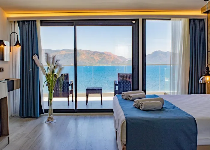 Class Unique Hotell 4*