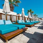 Class Unique Отель 4*