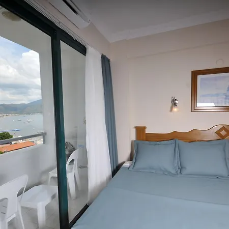 Hotell Class Unique 4*